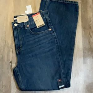 🔥HOT Deal LEVI’S Low Pro Straight Leg NWT Size 32” Waist 30” L Retail $80